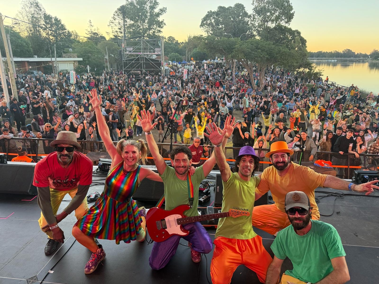 Frutas Planetas en vivo